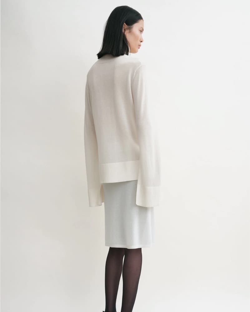 Toteme Slit Sleeve Cashmere Turtleneck - Image 4