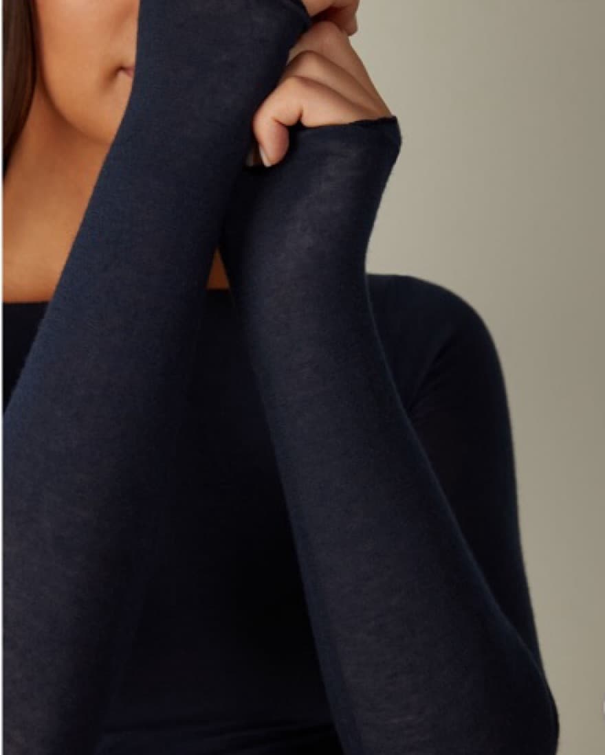 Intimissimi Boat Neck Cashmere Top - Image 3