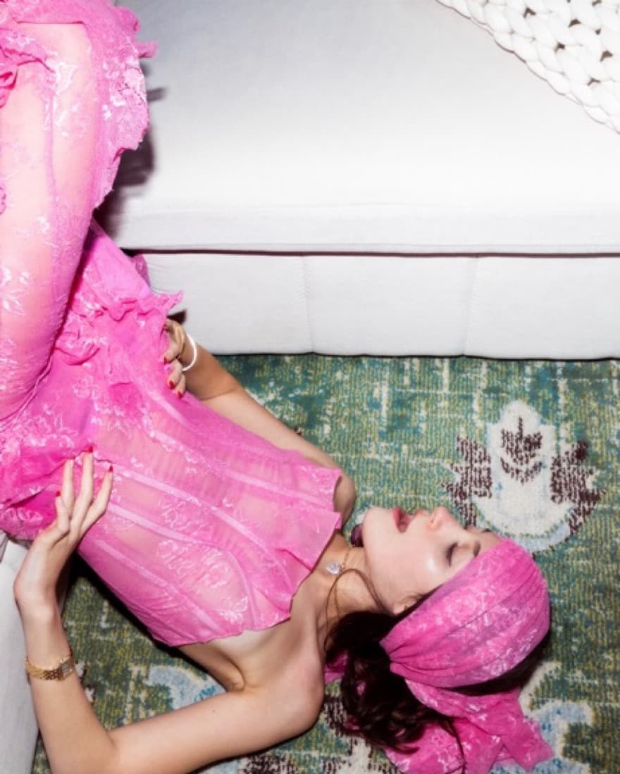 Poster Girl Glorious Pink Corset Set - Image 3