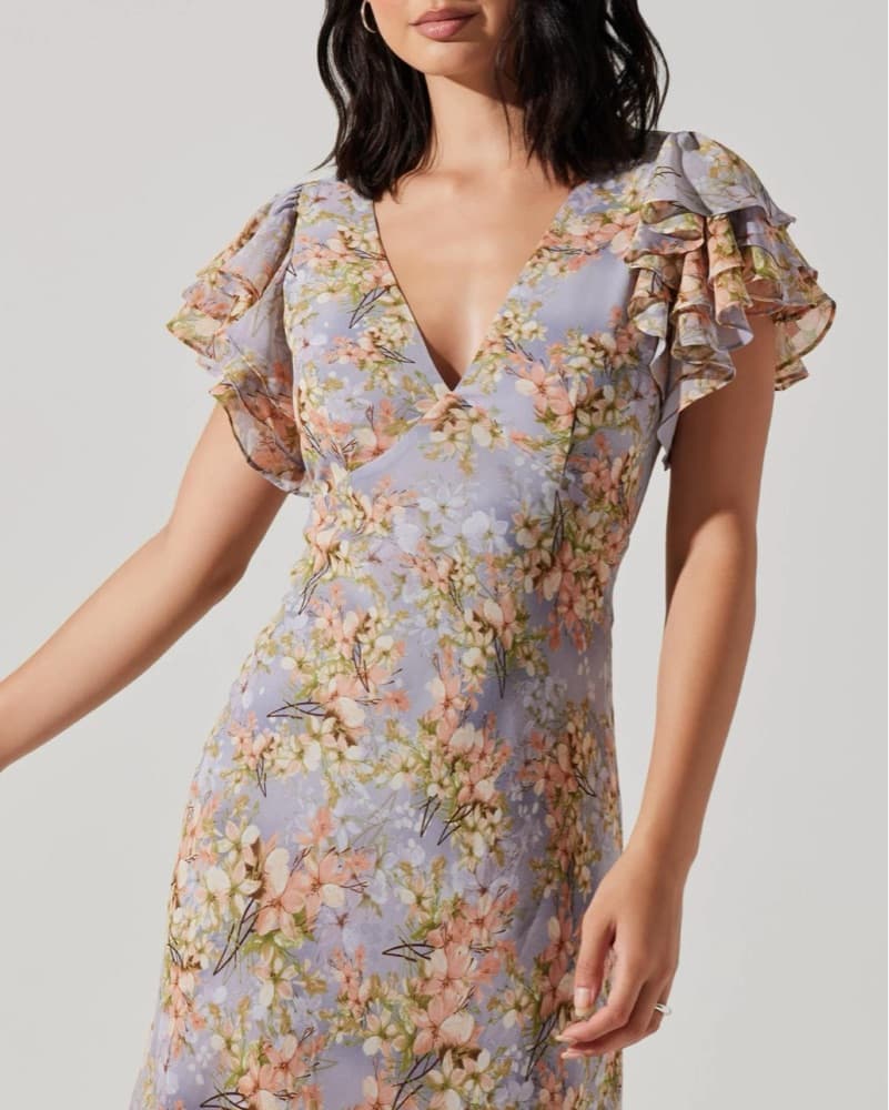 ASTR the Label V-Neck Flutter Sleeve Mid - Image 4