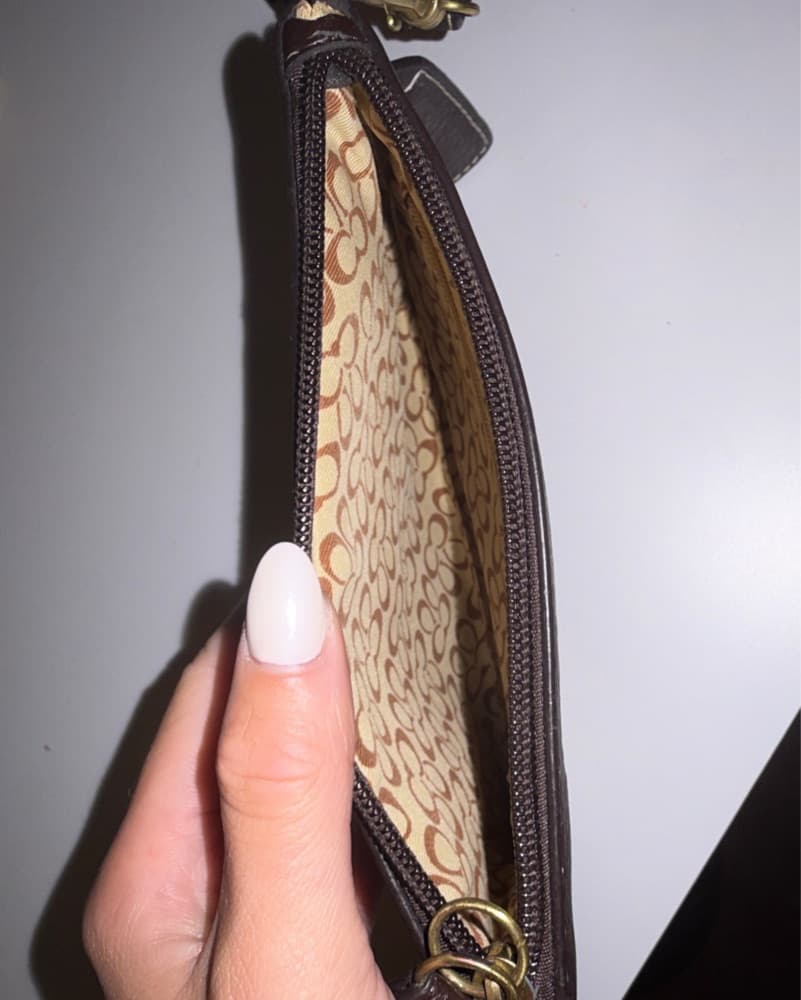 Vintage Coach wristlet - Image 3