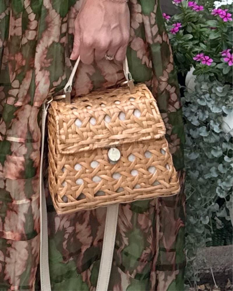 Handwoven Straw Tote Bag - Image 1