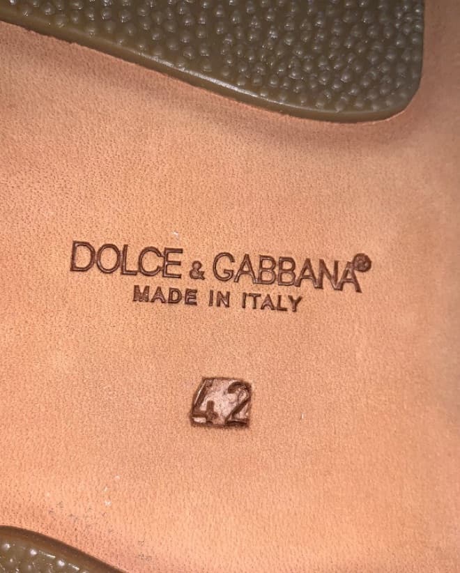 DOLCE & GABBANA size 42 thongs - Image 4