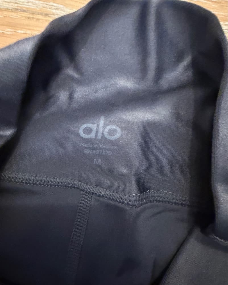 Alo Leggings - Image 3