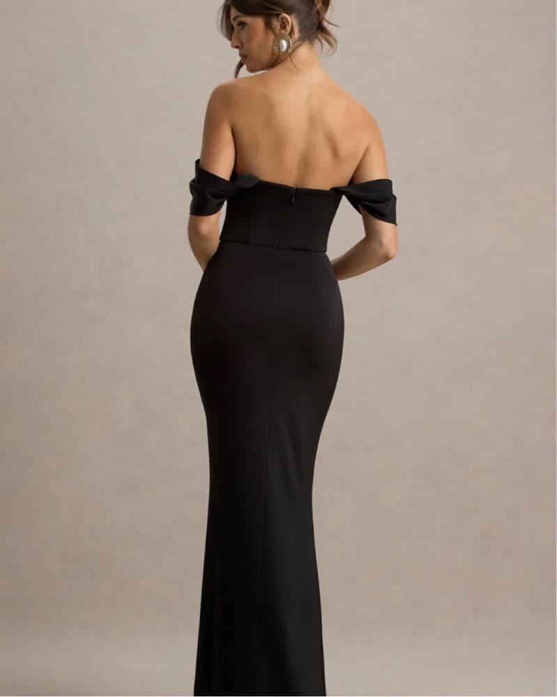 Elegant Off-Shoulder Black Gown - Image 2