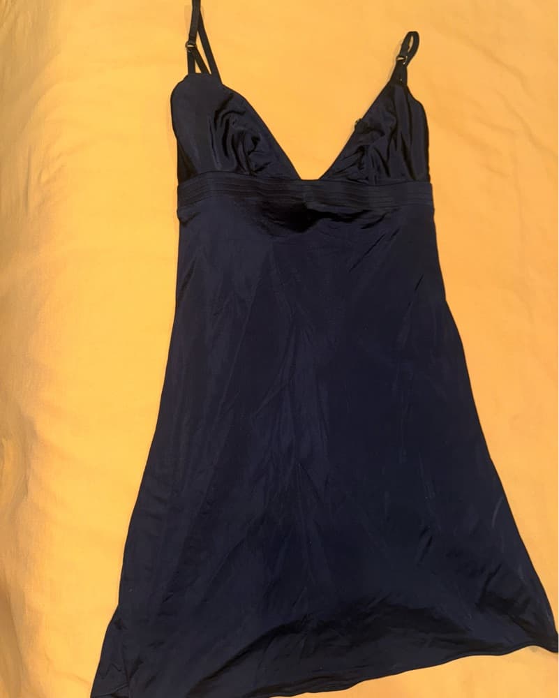 Victoria’a Secret Adjustable Strap Dress - Image 5