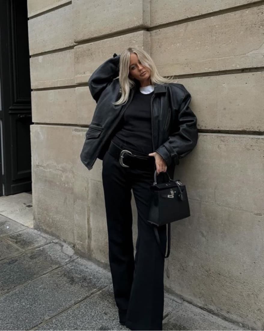 Oversized Crecent Big Buckle Waist Belt - Image 1