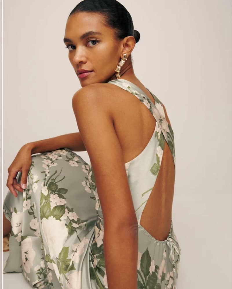 Elegant Floral Maxi Dress - Image 3