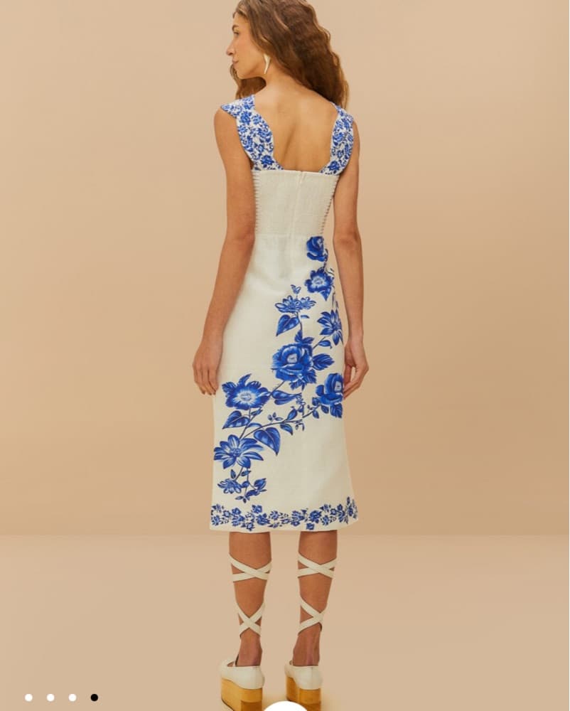 Off-White Floral Cascade Wavy Euroflax™  - Image 4