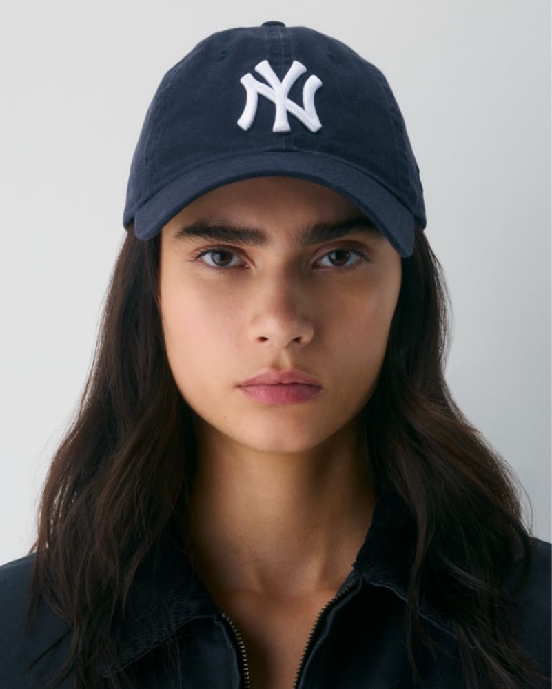 New York Yankees Navy Blue Hat - Image 1