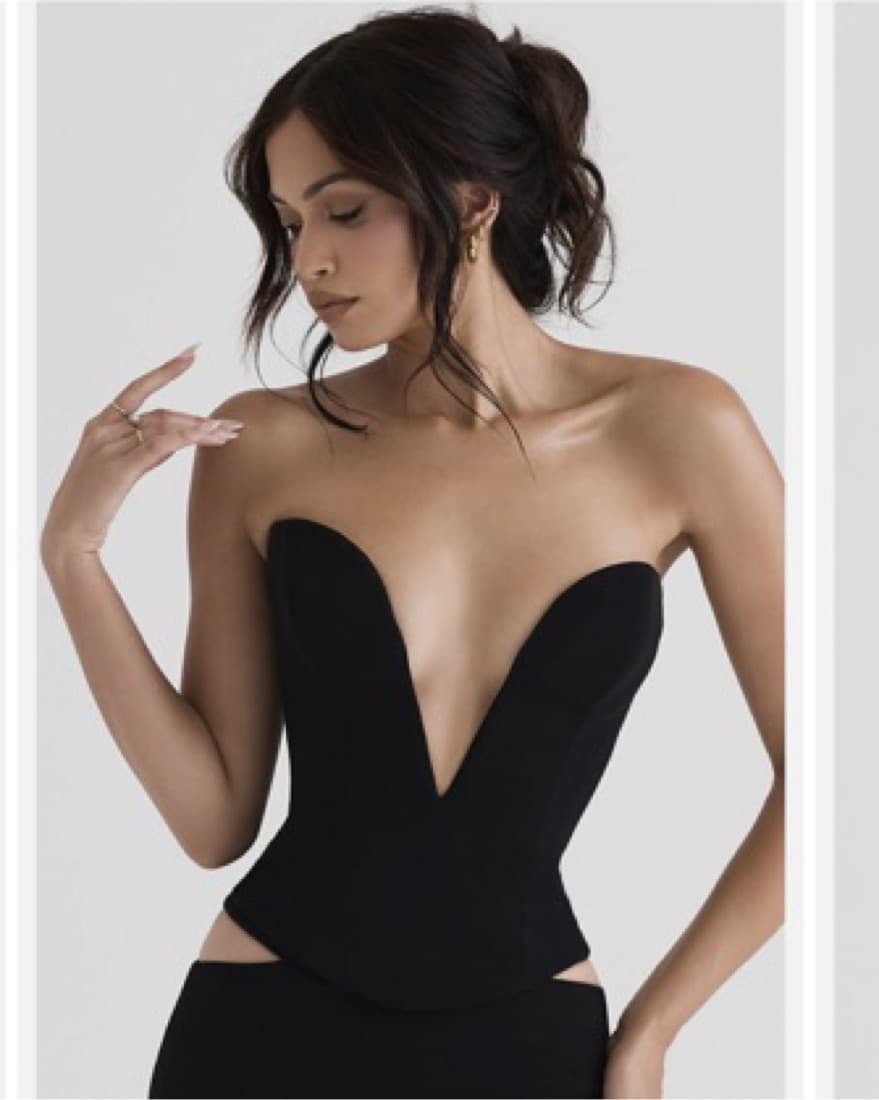 House Of CB Lydia Black Plunge Corset - Image 1