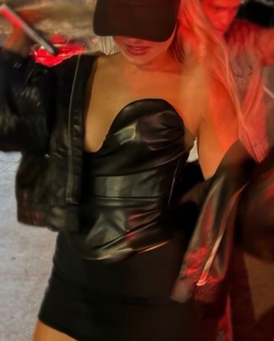 Corset  - Image 3