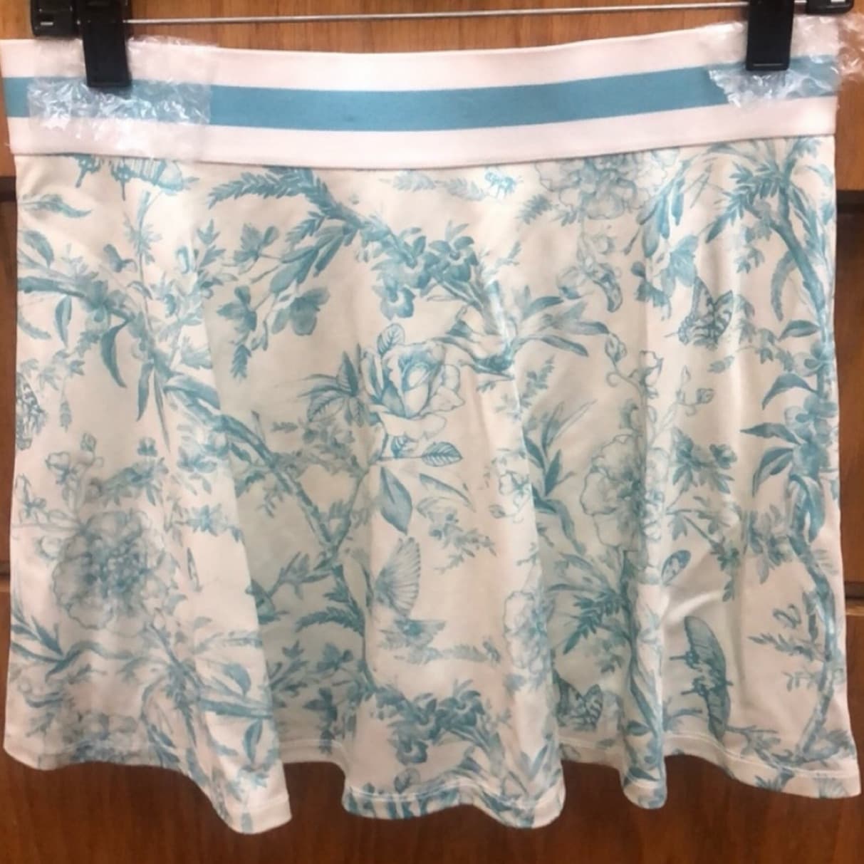 Alice + Olivia Skort  - Image 4