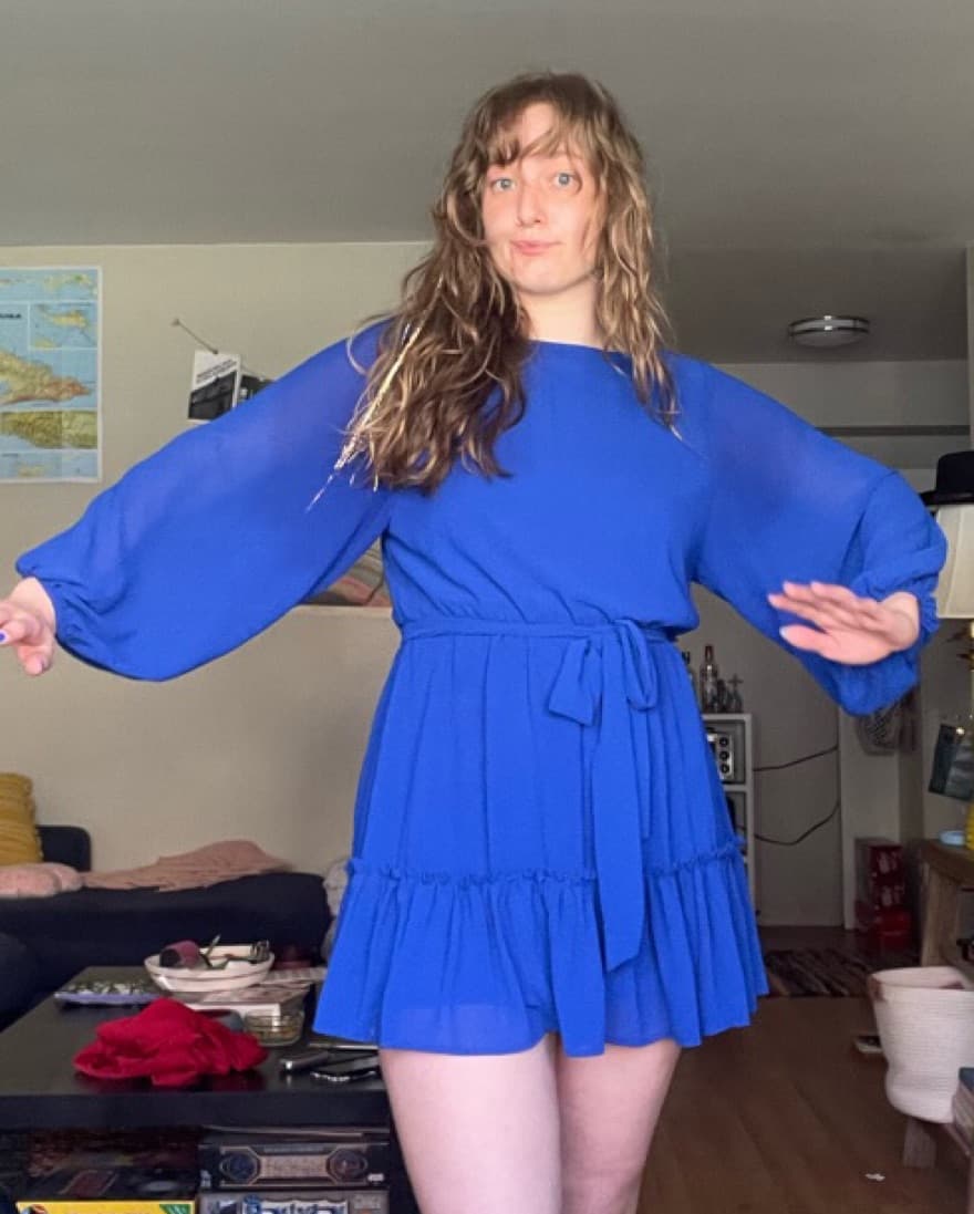 Blue bell sleeve mini dress - Image 2