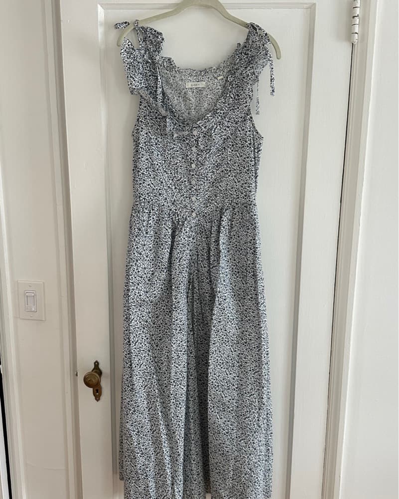 Doen Dress as seen on Taylor Swift - Image 2