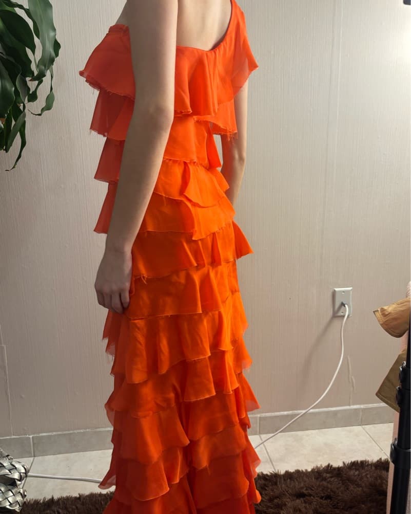 Vibrant Ruffled One-Shoulder Maxi Dress - Image 4