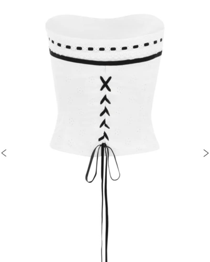 With Jean Sabrin Top | White Embroidery - Image 5