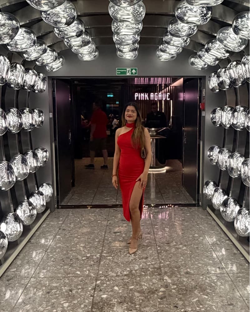 Vibrant Red One-Shoulder Midi Dress - Image 1