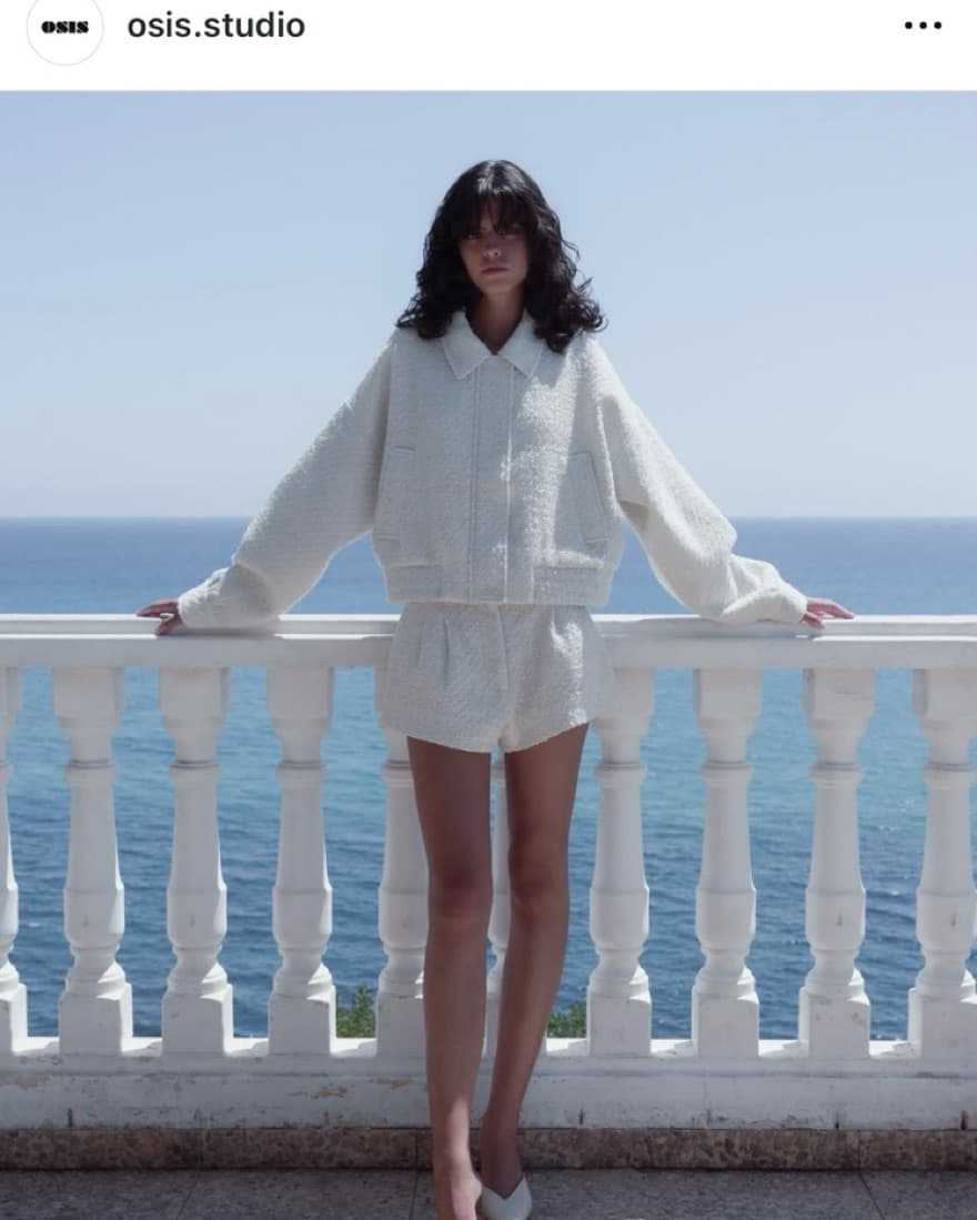 Chic White Shorts Set - Image 1