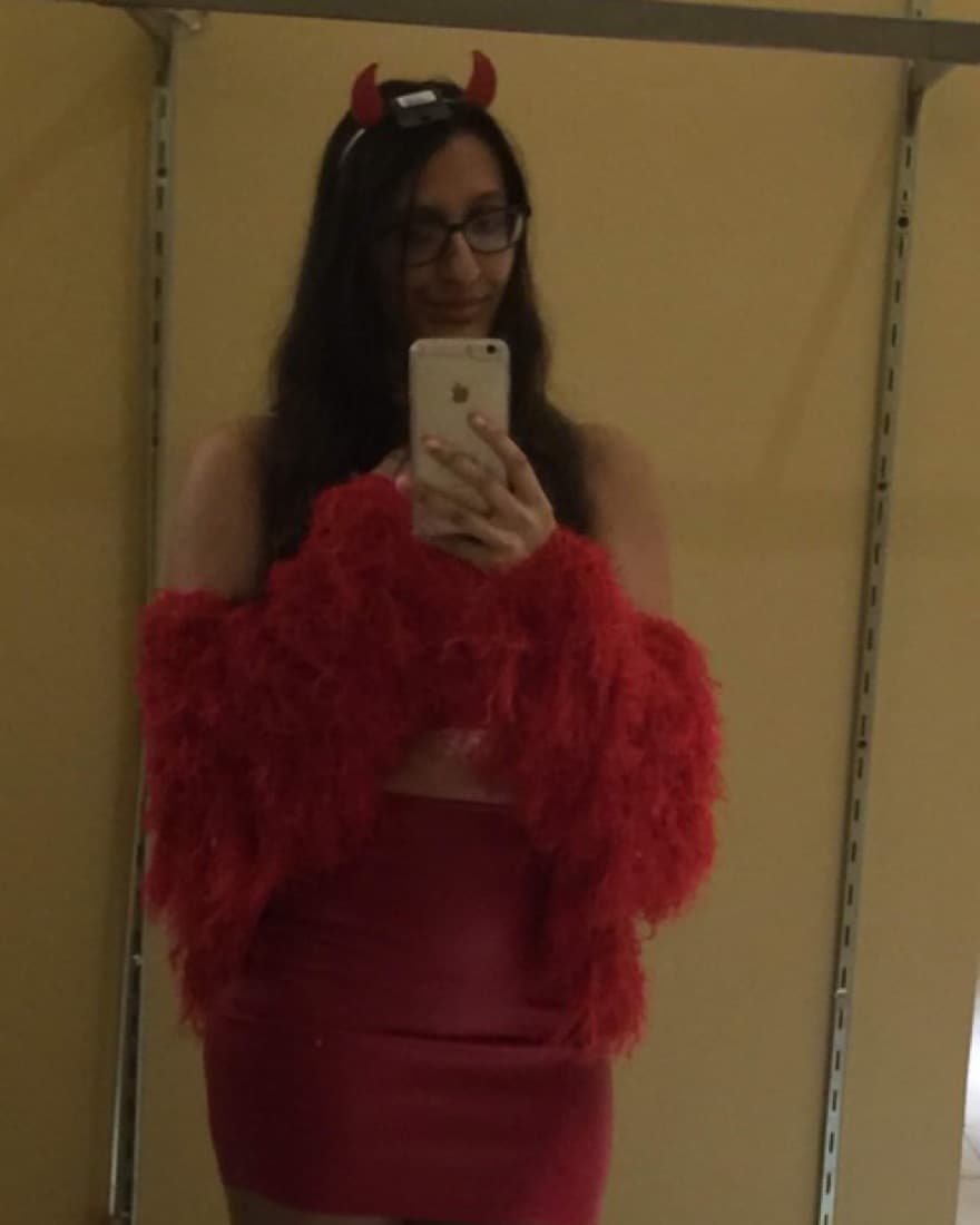 Red Devil Costume - Image 2