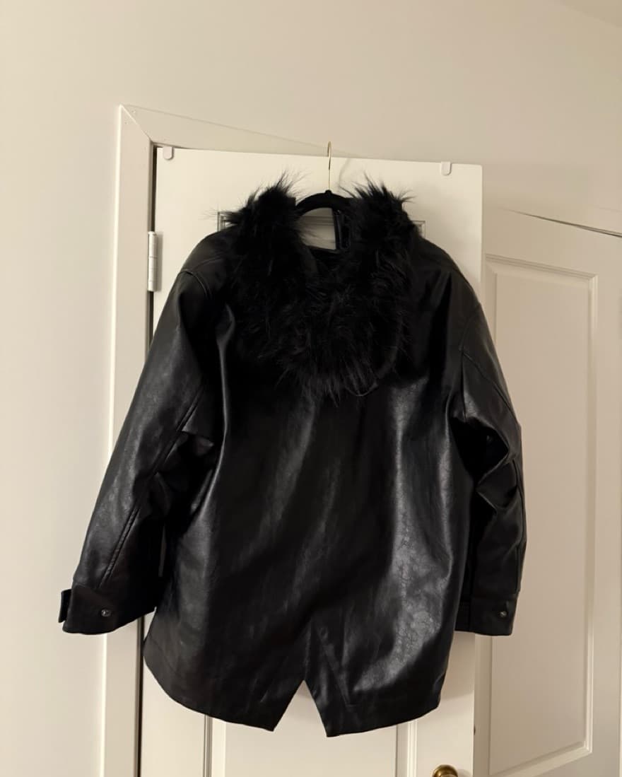Black faux Leather Jacket with Fur Trim - Image 2