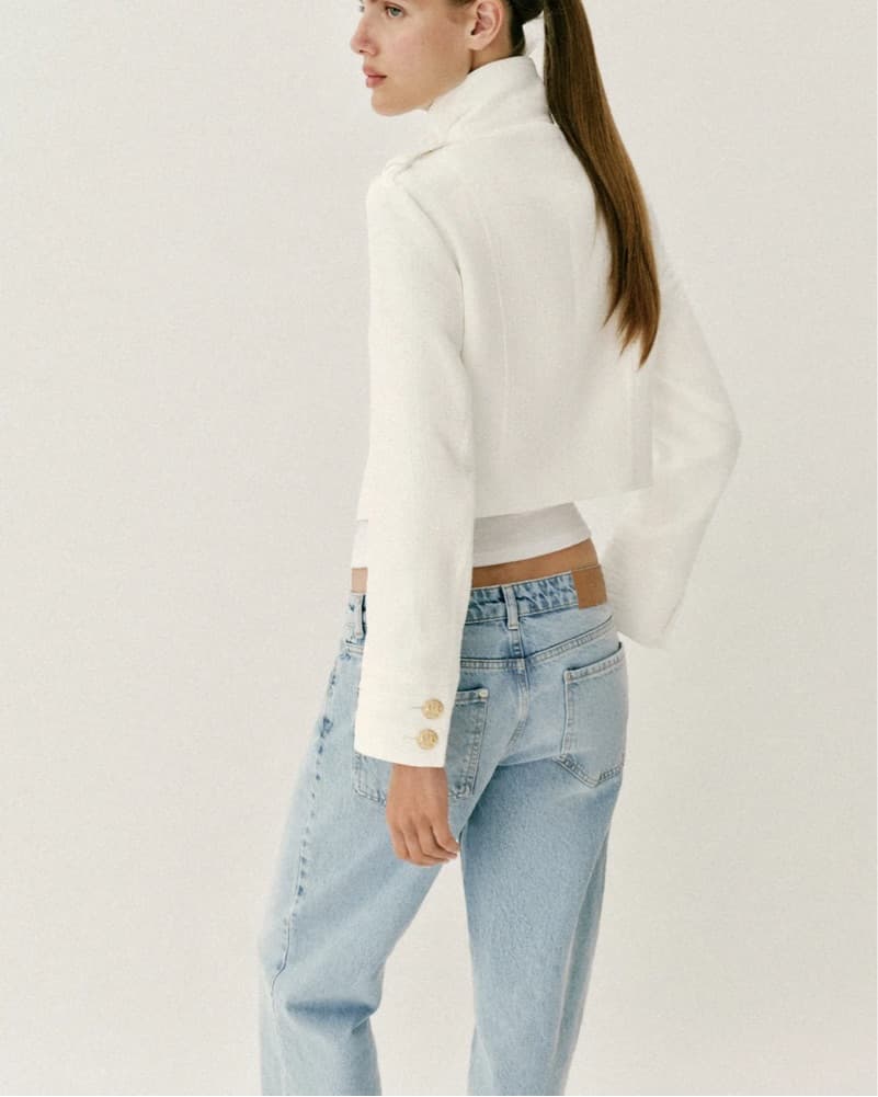 Chic Zara White Double-Breasted Jacket - Image 4
