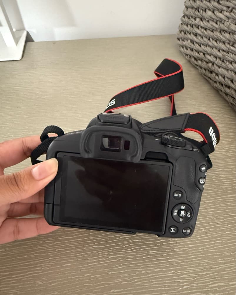 Canon Eos r50 - Image 3