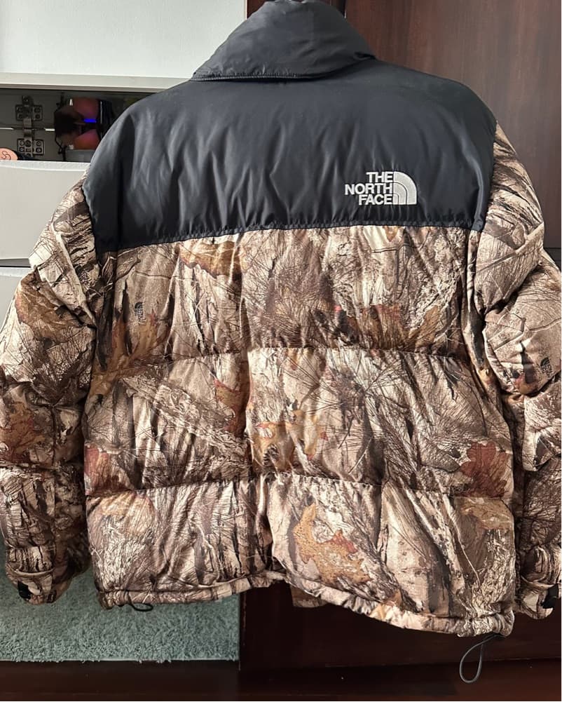 North Face 1996 Retro Nuptse Jacket - Image 2