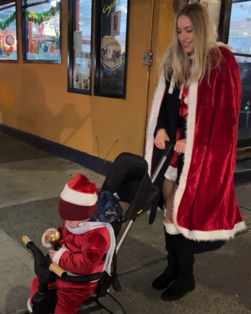 Mrs Santa Claus Velvet Hooded Cape - Image 4