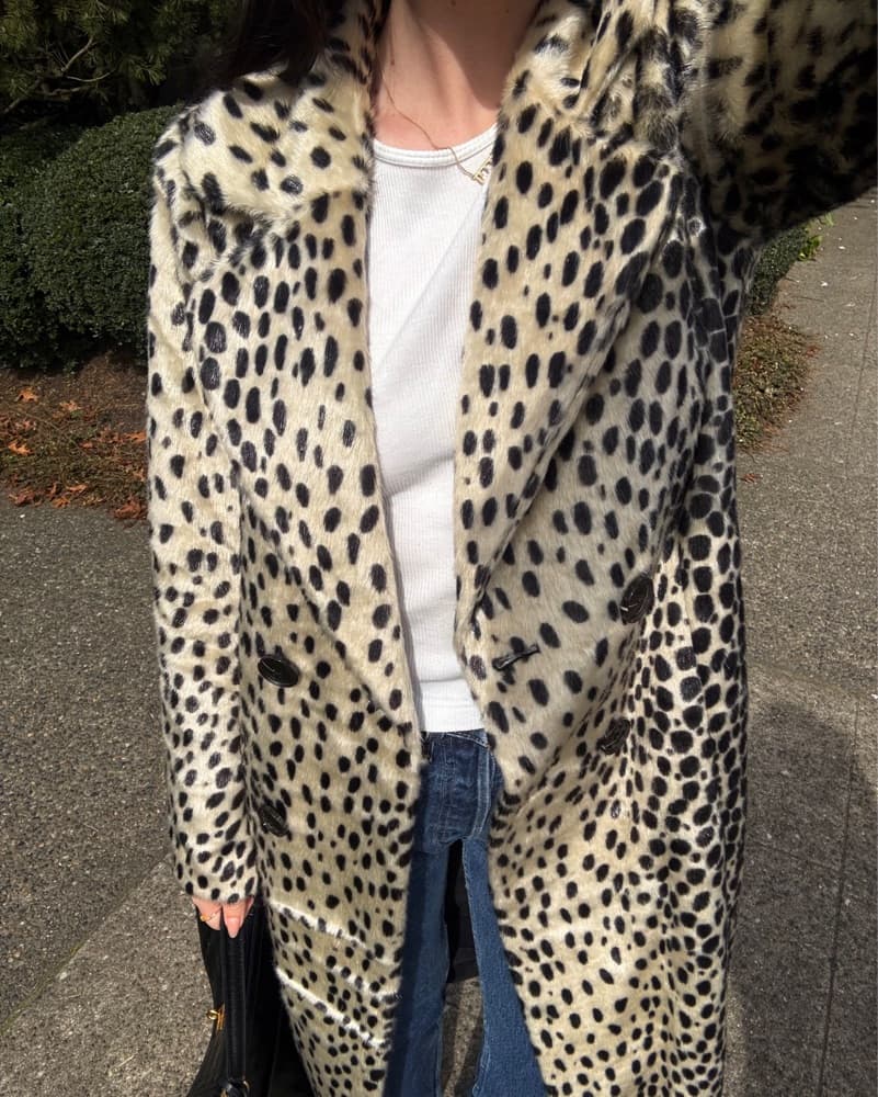 House Of Harlowe 1960 Perry Leopard Coat - Image 2