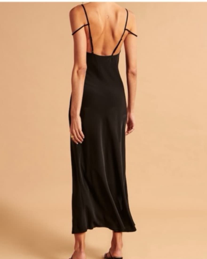 Elegant Black Maxi Dress - Abercrombie - Image 2