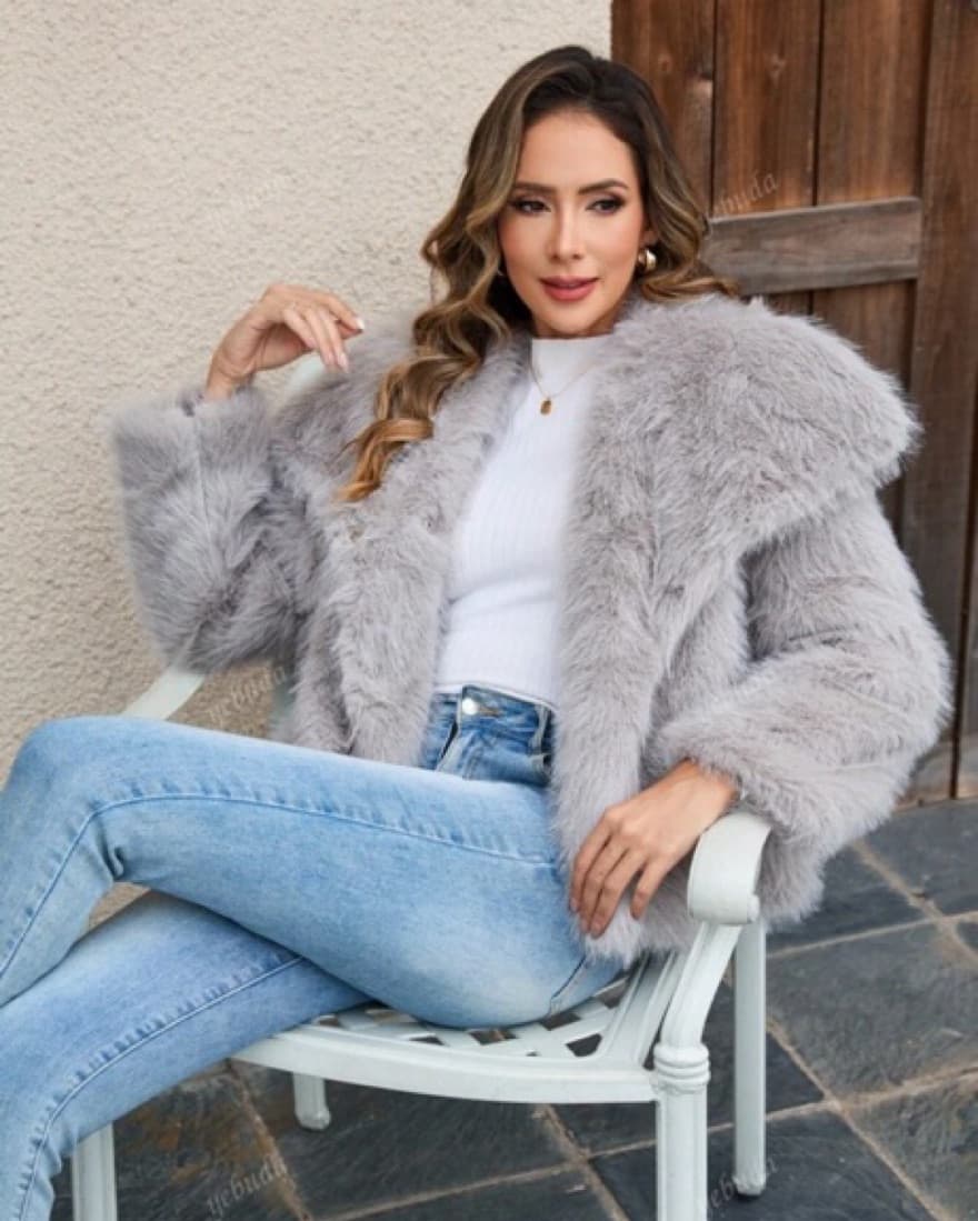 Chic Faux Fur Coat - Image 3