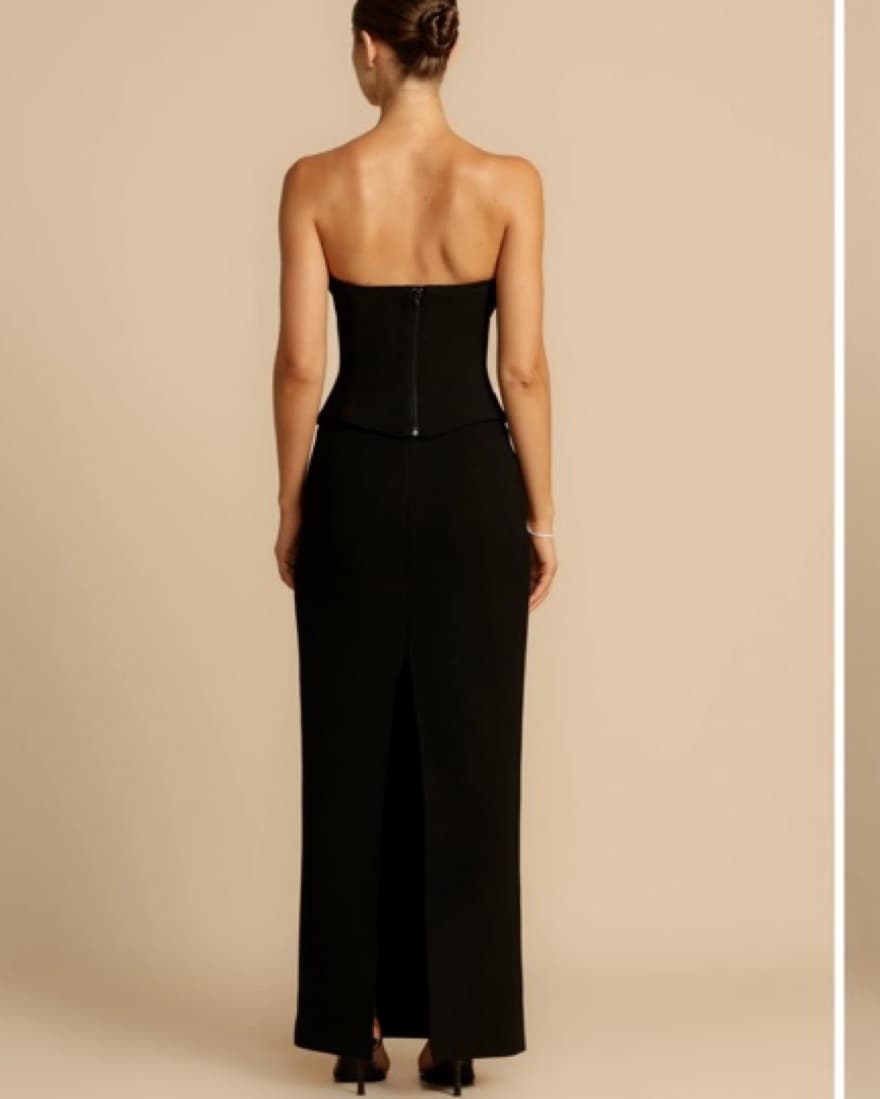 Arcina Ori Elegant Skirt - Image 3