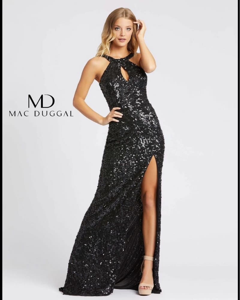 Mac Duggal Formal black gown / Long Dres - Image 4