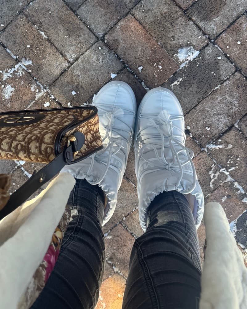 Moon Boots - Image 3