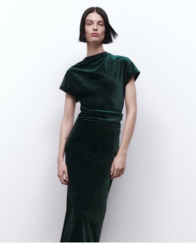 Velvet deep green zara dress - Image 2