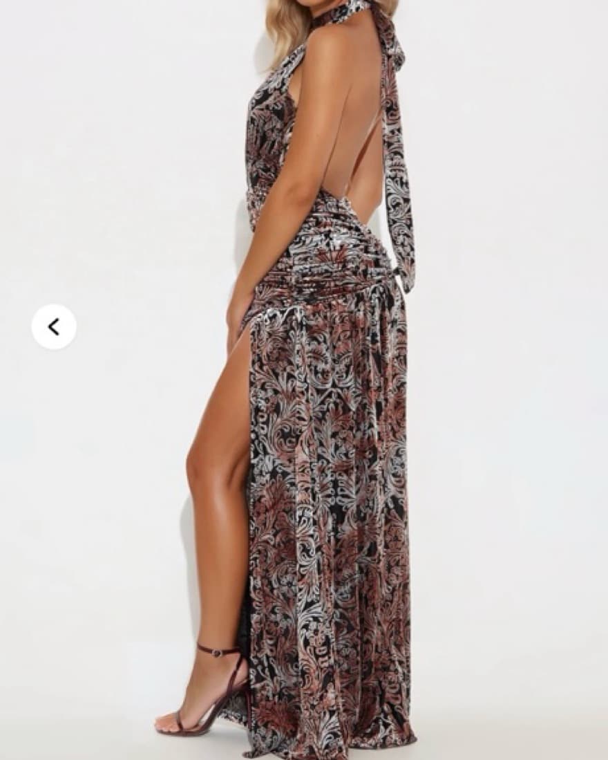 Captivating Chiffon and Paisley Print Maxi Dress - Image 2