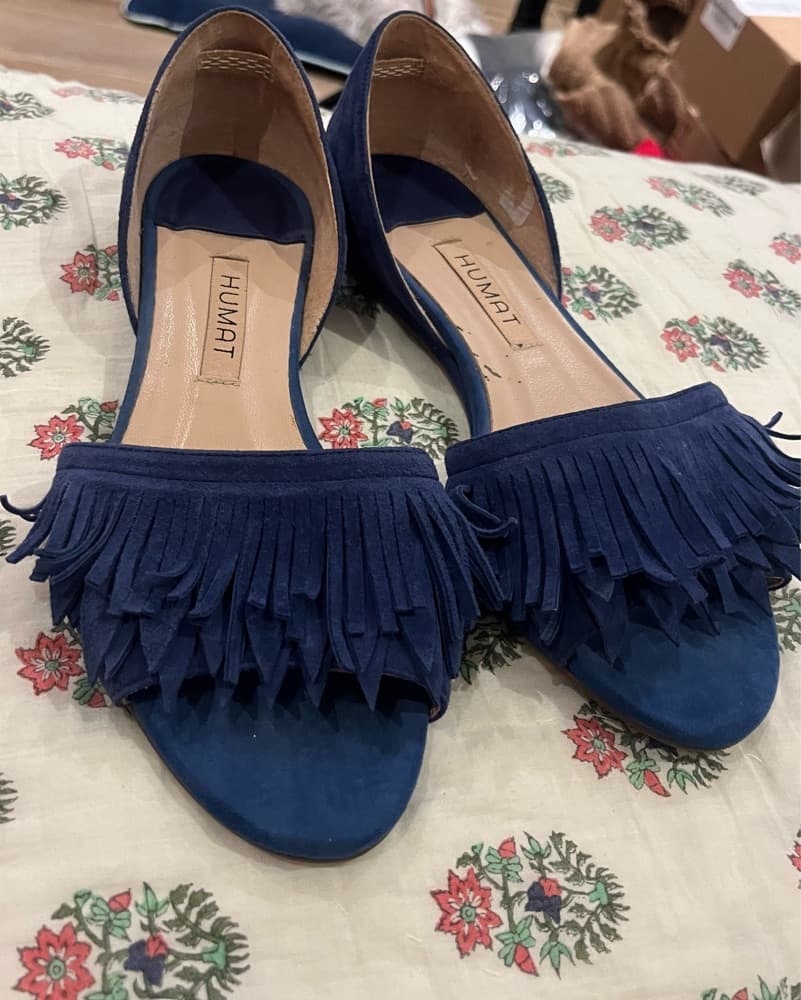 Chic Navy Fringed Suede flats  - Image 4