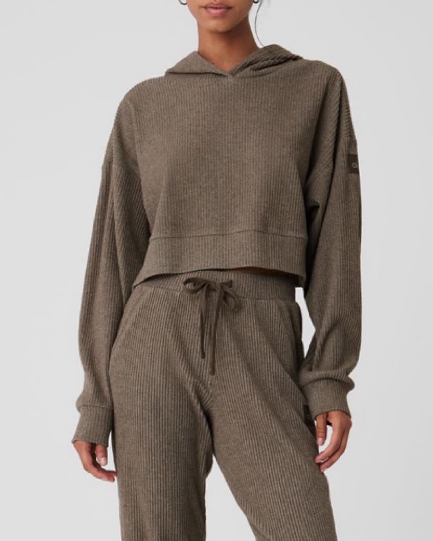 Alo Yoga Muse Set - Image 1