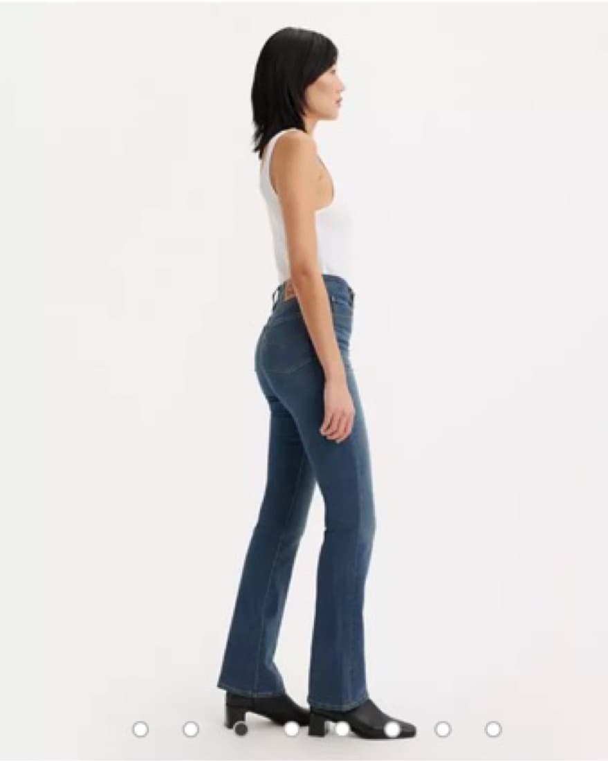 Levi’s 725 High Rise Bootcut Jeans - Image 3