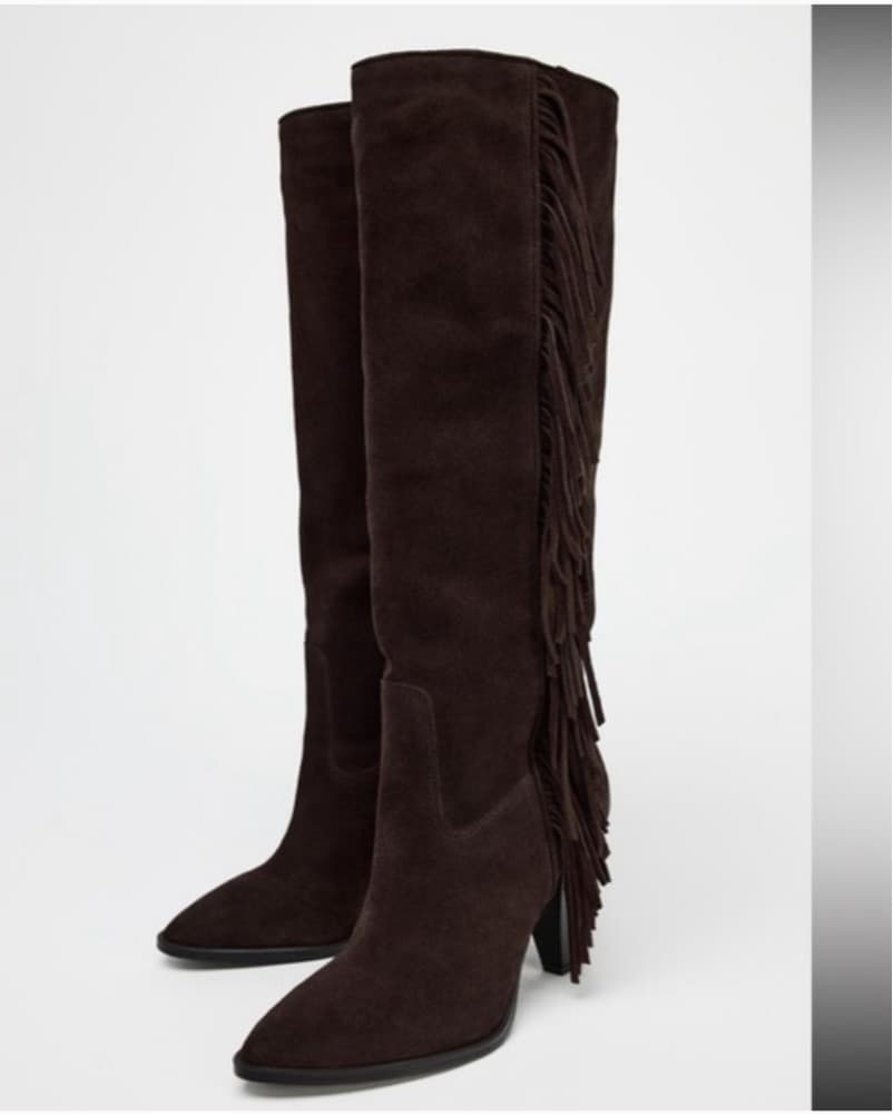 Chic Fringed Suede Boots - Image 3