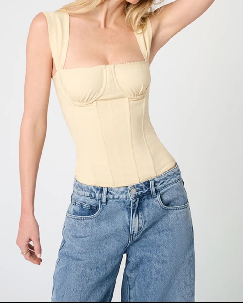 Ruched Cup Corset - Image 3