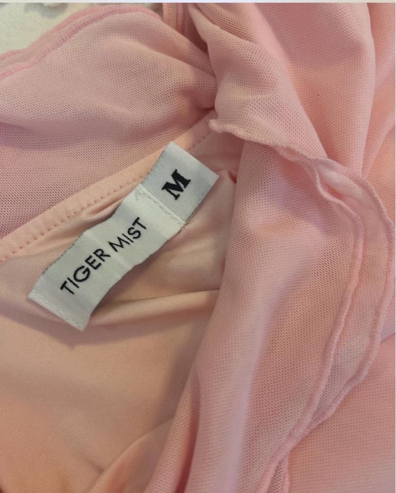 Feminine Ruffle Trim Set - Image 2