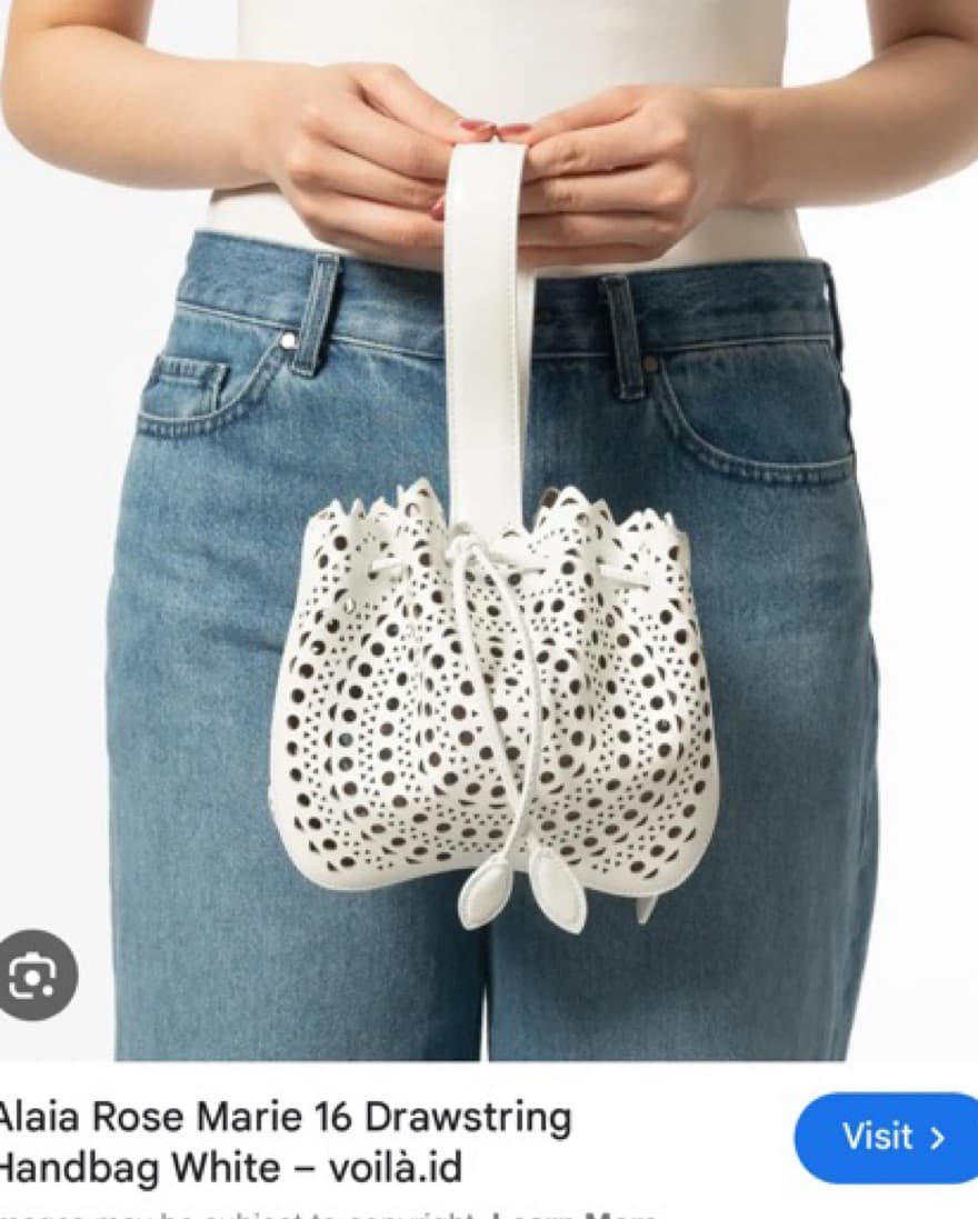 Alaia Rose Marie 16 Wristlet - Image 3