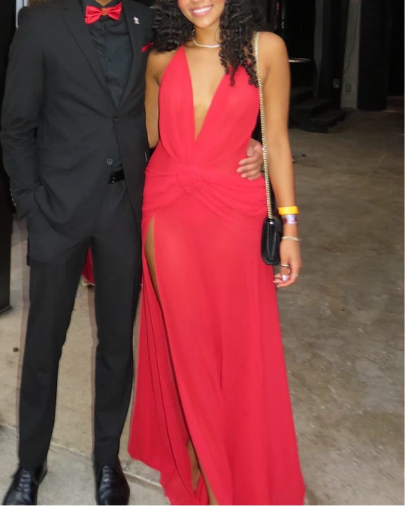 Red Gown - Image 3