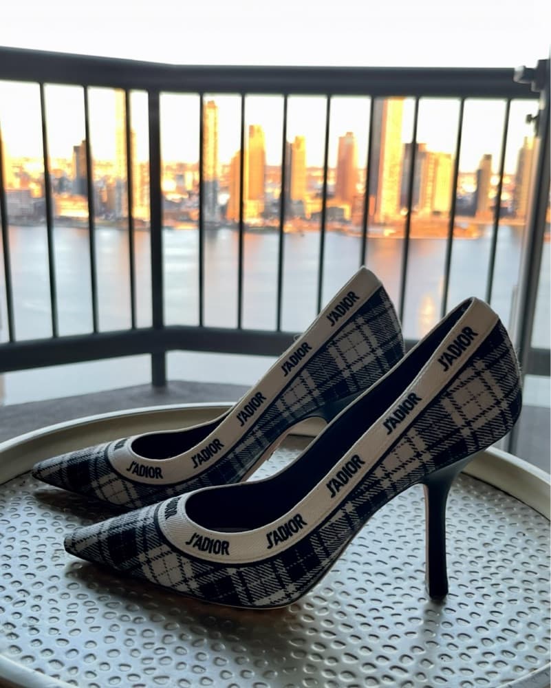 DIOR, J’Adior Pumps Black/White - Image 5