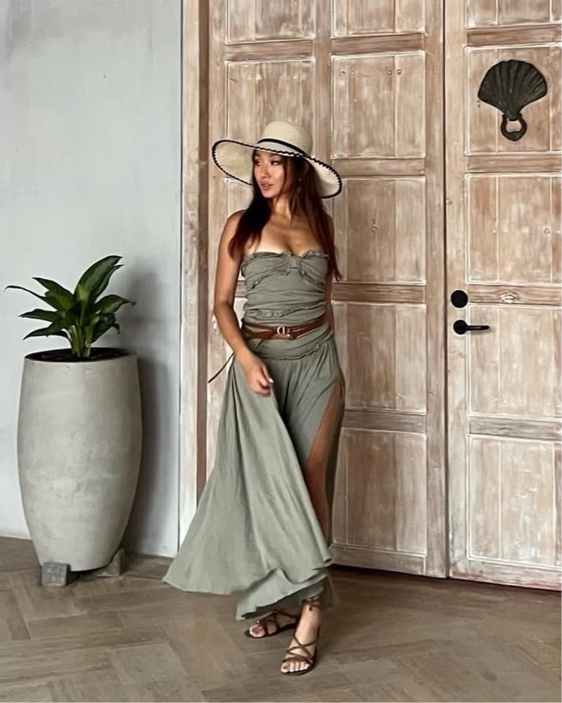 Elegant Grecian-Inspired Maxi Dress - Image 2