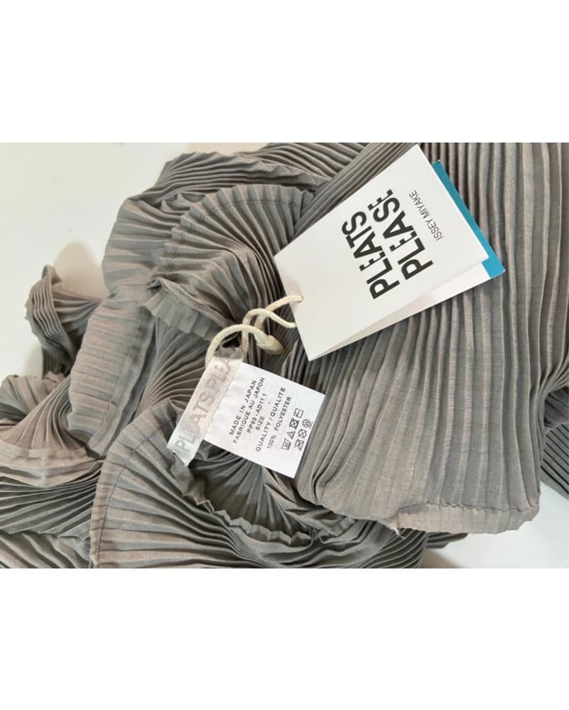 Issey Mikaye Vintage Pleated Jacket  - Image 6