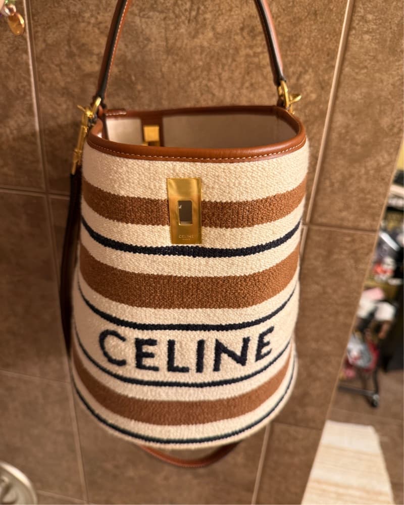 Celine bucket bag - Image 2