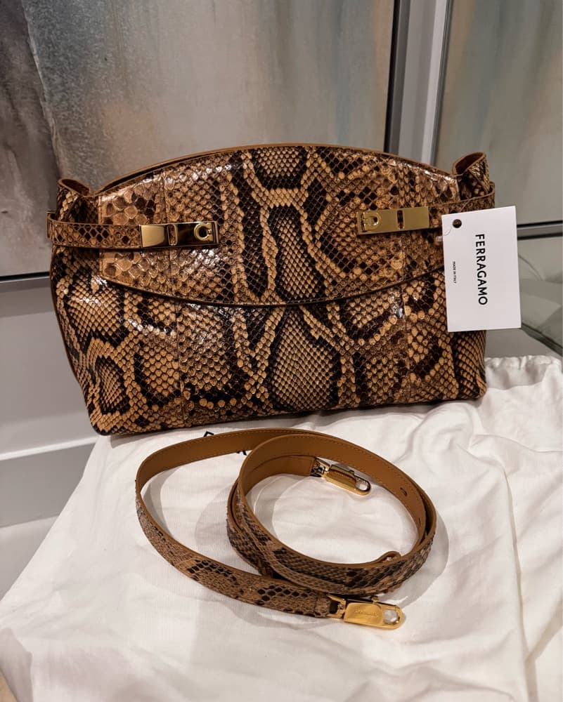 Striking Ferragamo Snake-Print Handbag - Image 6